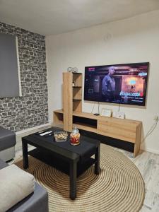 Apartman Kućica - Netflix, besplatan parking Smederevo