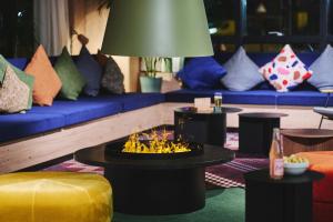 Hotels Moxy Annecy : photos des chambres