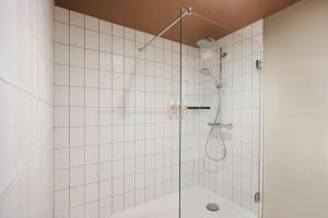 Hotels Moxy Annecy : Chambre Lits Jumeaux