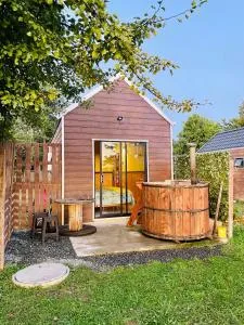 Mini cabaña con tinaja - Puconu