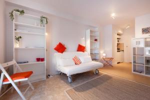 Cozy seaside and comfortable apartment