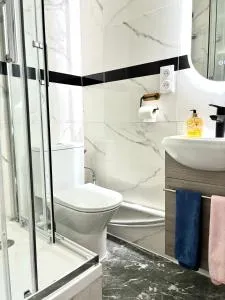 Appartement LUCAS Salle de bain Privative - La Plaine-Saint-Denis