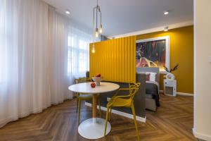 Modern & Stylish Apartments Ječná