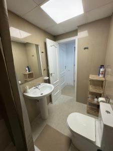 Precioso y luminoso apartamento junto al mar y playa en Garrucha 1B