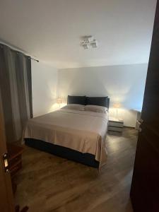 Comfortable and sunny 4 minutes skiing facilities