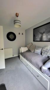 Cosy 2 bed home Glasgow South