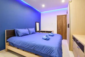 Lucky13 Luxury 2 BR penthouse