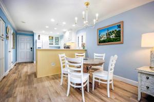 Enjoy Sweeping Beach Views From Your Third Story Sandalfoot condo 1D3