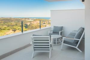 Penthouse with sea views