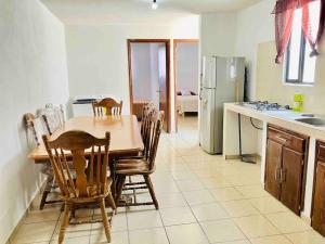 Apartamento Car 57, Zona industrial