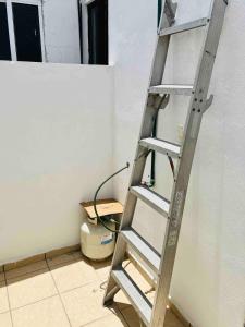 Apartamento Car 57, Zona industrial