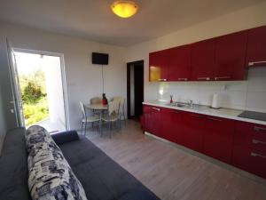 Apartment Irena 2, free parking, 10 min from sea