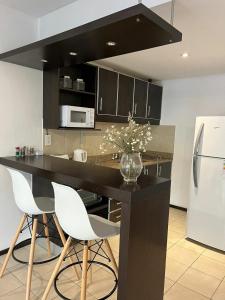 Luminoso Monoambiente Zona Catedral by Lofter