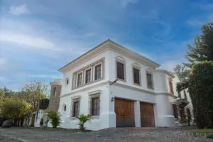 Indian Palace Hotel Boutique Spa & Restaurante - Alotenango