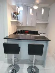 Virginia's Place - Cauls Bottom