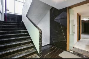Hotel Stay Inn near Bhiwandi Thane Railway Station