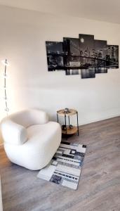 ALMAR WeGo Puerto Santiago! Habitaciones Privadas con baños compartido- Private Rooms in Shared Apartment