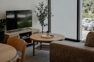 Cosy 1-Bed with Pool, Gym and Secure Parking