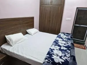 HANUMANT KRIPA Guest HOUSE - Ayodhya