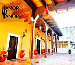 Artisanal-Casa in the Center of San Cris - Ocosingo