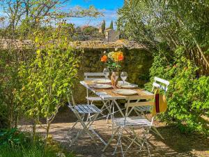Maisons de vacances Maison de charme au coeur du village de Gordes : photos des chambres