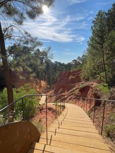 Maisons de vacances Maison de charme au coeur du village de Gordes : photos des chambres
