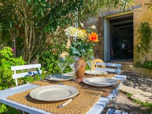 Maisons de vacances Maison de charme au coeur du village de Gordes : photos des chambres