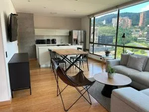 Great view 3 bedroom apartment near Provenza 1101 - Poblado
