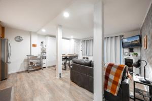 Stunning Deluxe King Studio #124 at Donner Lake Village
