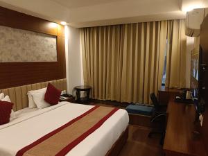 Hotel Lohmod Airport - a Luxury Hotel on Main Highway NH-8, Adjacent to Aerocity, Delhi Airport
