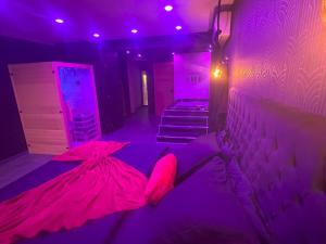 Villas Sweety-s Eden Jacuzzi - Spa prive Sauna Cinema room Jardin - Terrasse centre-ville : photos des chambres