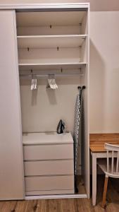Appartements L-extension - Studio avec clim- Secteur Meet - 7 min aeroport : photos des chambres