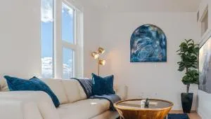Top floor Deluxe 1BR Pool,Gym,Htub,Bowling and More - بونتيفول