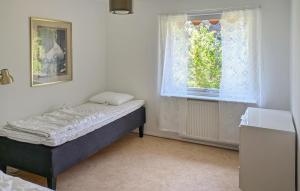 3 Bedroom Gorgeous Home In Yngsjö