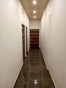 OM Kashi pg guest house