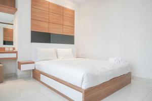 Comfort 2BR at The Mansion Kemayoran Apartment By Travelio