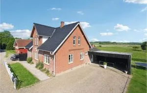 Amazing Home In Christiansfeld - Kestrup