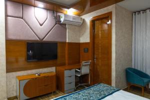 Platinum Service Apartment DLF Cyber City