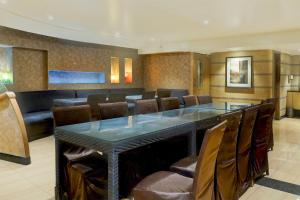 Townhouse Oak JM Road Formerly Krishna presidency