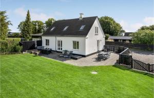 Four-Bedroom Holiday Home In Borkop - Hotel 4 stelle a Børkop