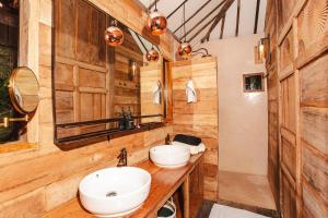 Oasiiis Archive - 2BR Rustic Villa