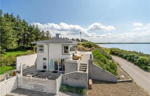 Lovely Home In Spøttrup With Wifi