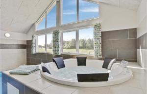 Seven-Bedroom Holiday Home In Spottrup