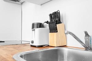 Two Charming Apartments near Volksoper & AKH