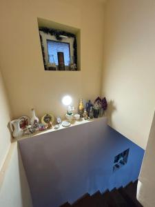 КЪЩА за ГОСТИ ТРАПЕЗИЦА за до 12 ЧОВЕКА с БЕЗПЛАТЕН ПАРКИНГ, ДВОР и ВЕРАНДИ