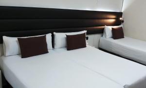 Triple Room room in BCN Urban Hotels Del Comte