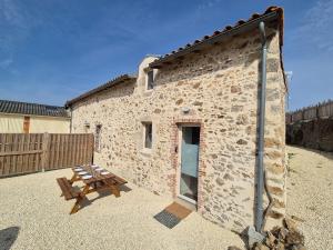 Appartements Maison Sevremont 6/8pers a 10min du Puy du Fou : photos des chambres