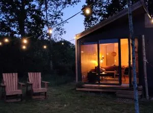 Tiny house met privé hottub - Vledder