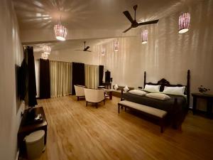 The HighGarden Resort