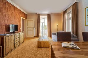 Junior Suite - Land Side room in Strandhotel Preussenhof